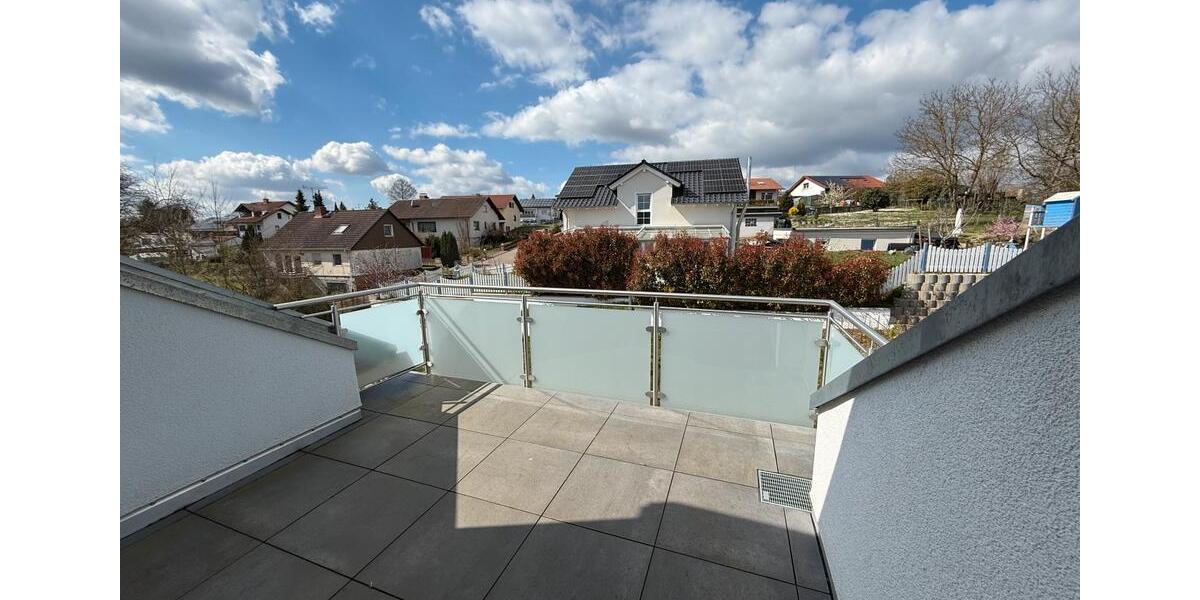 Dachgeschoßwohnung Sinsheim - 3 Zimmer, 87 m&sup2;, 415.000&euro; | Angebot:26740749