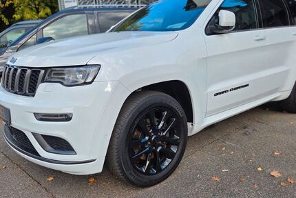 Jeep Grand Cherokee 112.500 km 27.770 &euro; Heilbronn 74074
