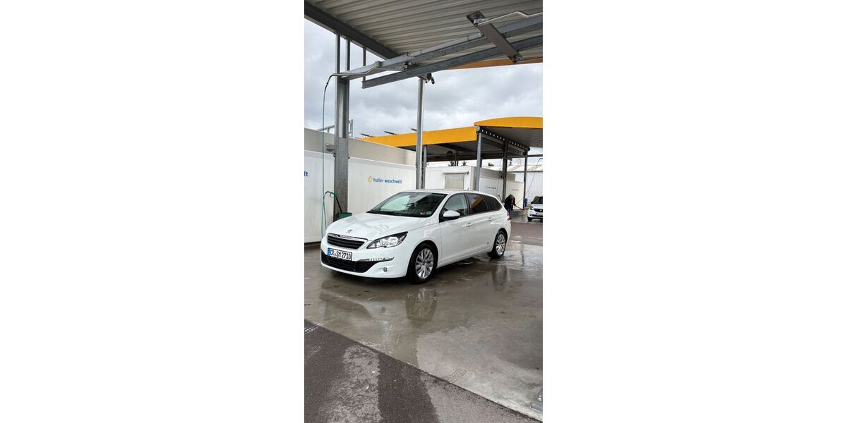 Peugeot 308 190.000 km 5.799 &euro; Wüstenrot 71543