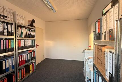 Einzelbüro in Heilbronn-Böckingen, gem. Teeküche + Bad zimmer