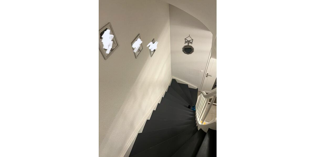 Neckarsulm-NEUBERG Reihenmittelhaus zu verkaufen 5.5 zimmer