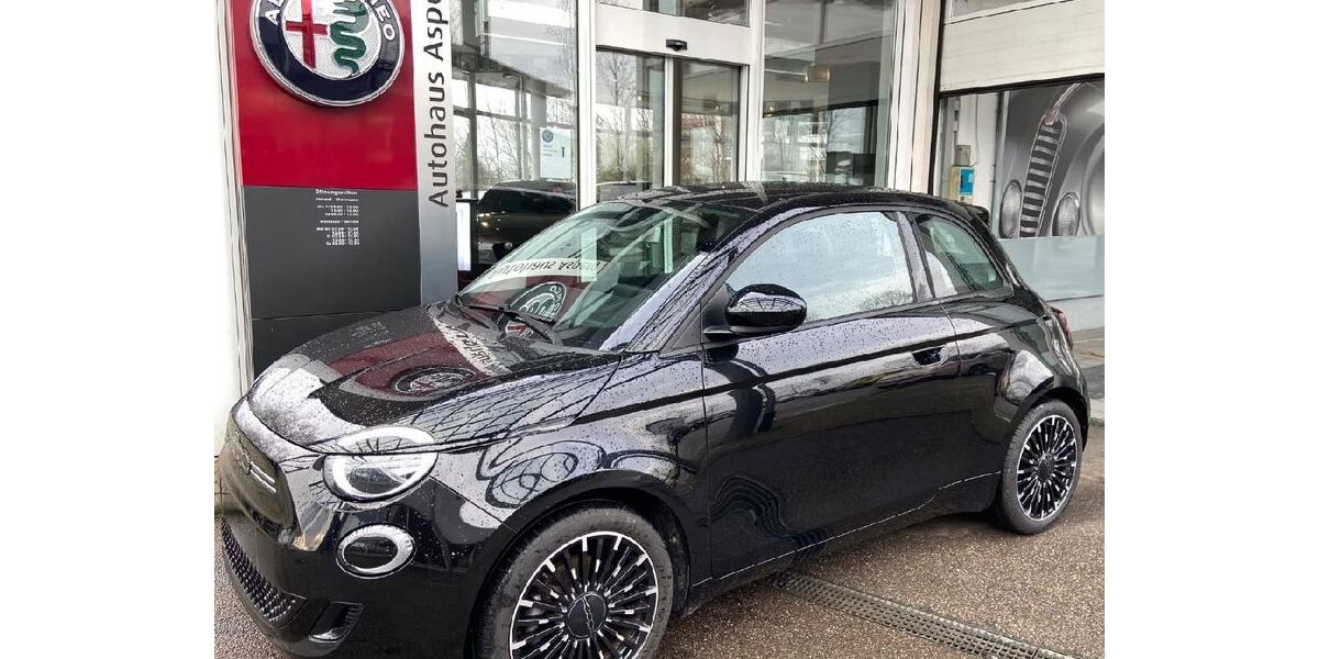 Fiat 500e 7.300 km 19.990 &euro; Asperg 71679