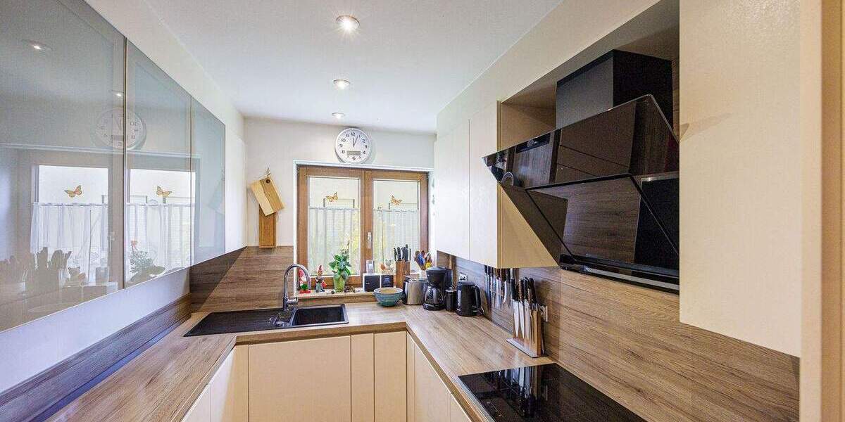 Etagenwohnung Ludwigsburg Hoheneck - 3 Zimmer, 86 m&sup2;, 360.000&euro; | Angebot:25698012