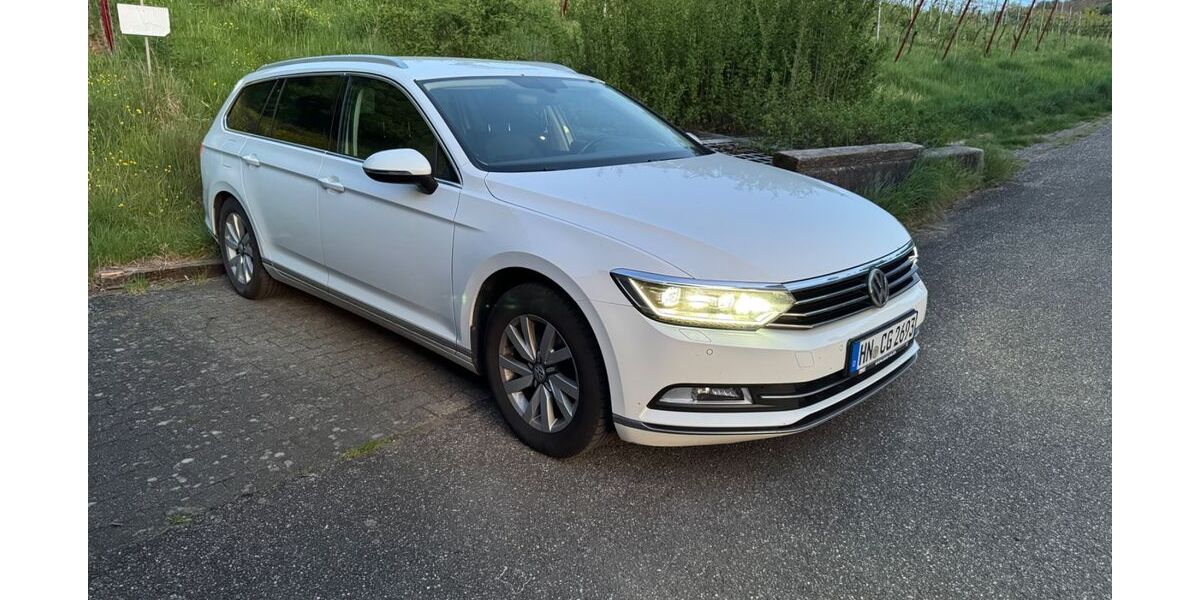 VW Passat 213.000 km 11.499 &euro; Löwenstein 74245