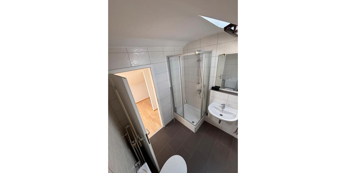 Dachgeschoßwohnung Heilbronn Horkheim - 1.5 Zimmer, 25 m&sup2;, 580&euro; | Angebot:26276886