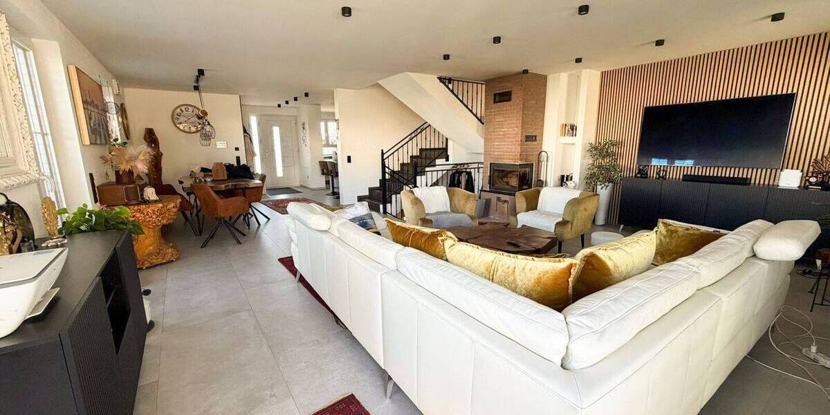 Doppelhaushälfte Weinsberg - 7 Zimmer, 156 m&sup2;, 875.000&euro; | Angebot:26093579