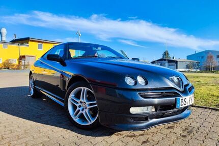 Alfa Romeo GTV