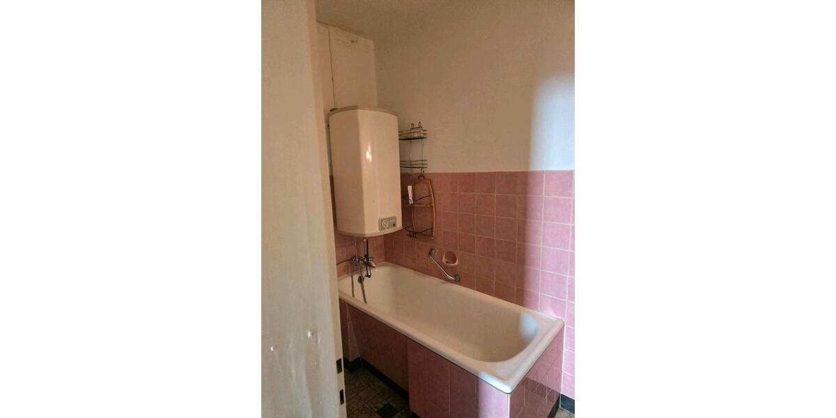 Etagenwohnung Lauffen am Neckar - 2 Zimmer, 66 m&sup2;, 555&euro; | Angebot:26268879