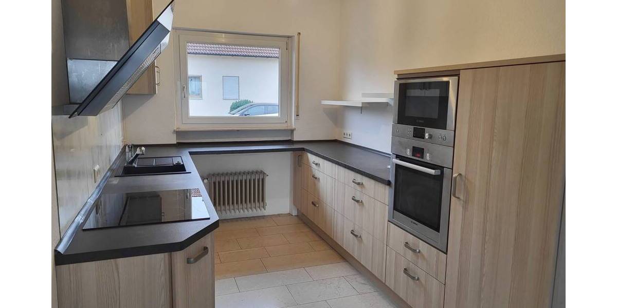 Reihenmittelhaus Neckarwestheim - 4 Zimmer, 130 m&sup2;, 1.300&euro; | Angebot:26817129