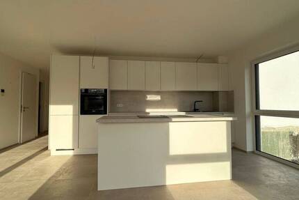 3,5-Zimmer-Erdgeschoßwohnung mit Garten und Küche sucht ab 1.07. einen Mieter