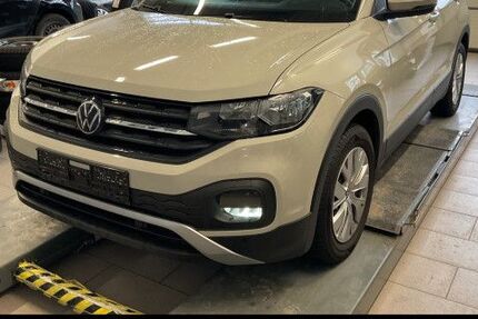 VW T-Cross 41.990 km 17.930 &euro; Öhringen 74613
