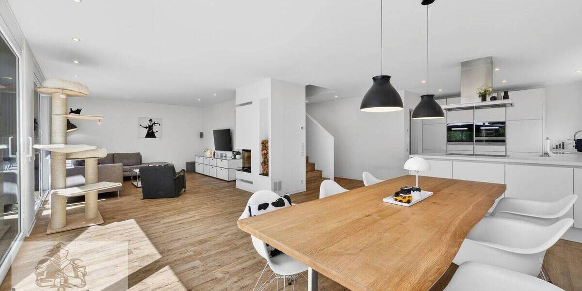 Einfamilienhaus Gundelsheim - 6 Zimmer, 245 m&sup2;, 949.000&euro; | Angebot:26695748