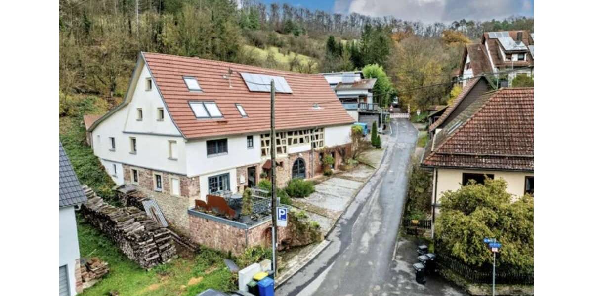 Einfamilienhaus Mosbach - 12 Zimmer, 380 m&sup2;, 699.000&euro; | Angebot:25526946