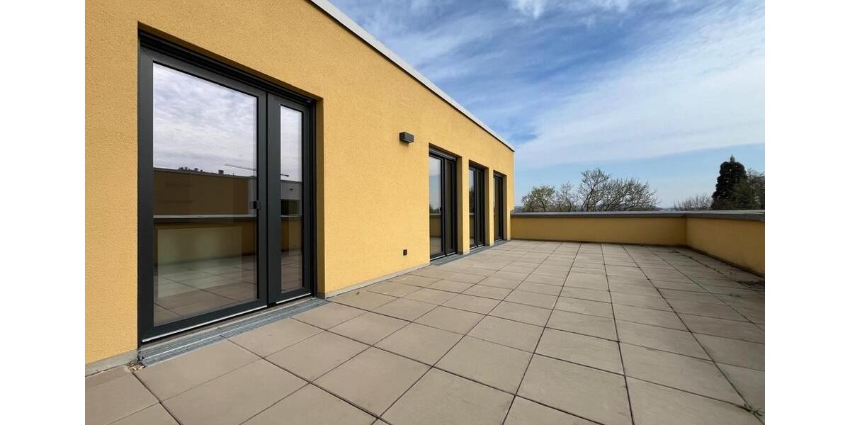 Etagenwohnung Bad Friedrichshall - 4 Zimmer, 136 m&sup2;, 1.866&euro; | Angebot:26068585