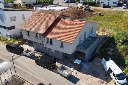 Haus Oedheim - 7 Zimmer, 196 m&sup2;, 2.740&euro; | Angebot:27004997