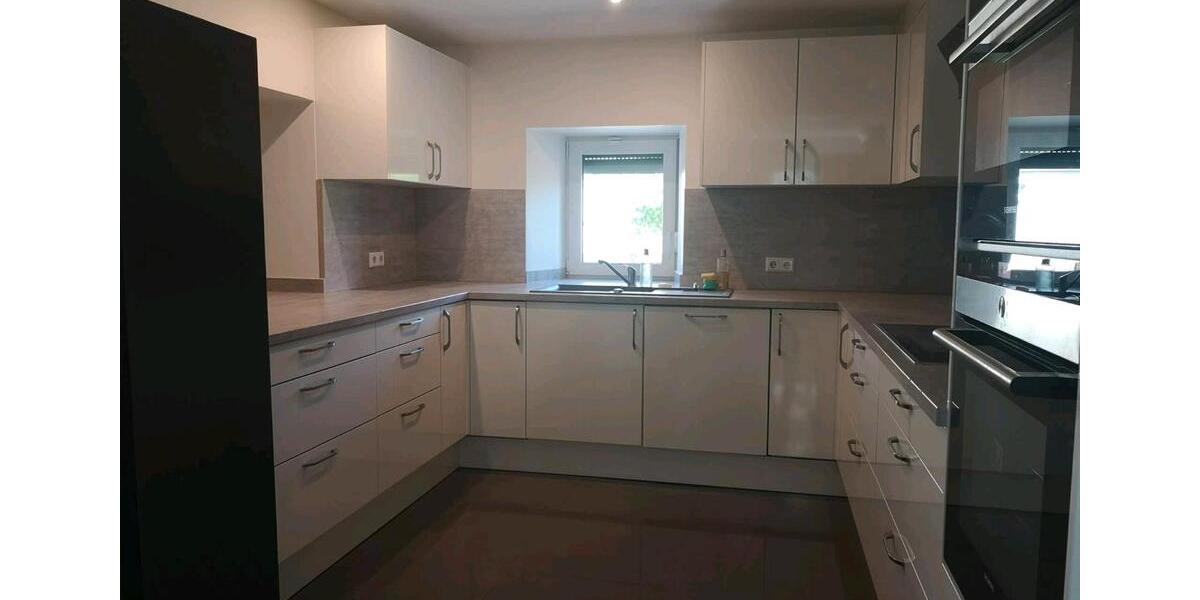 Einfamilienhaus Elztal - 6 Zimmer, 162 m&sup2;, 374.000&euro; | Angebot:26763000