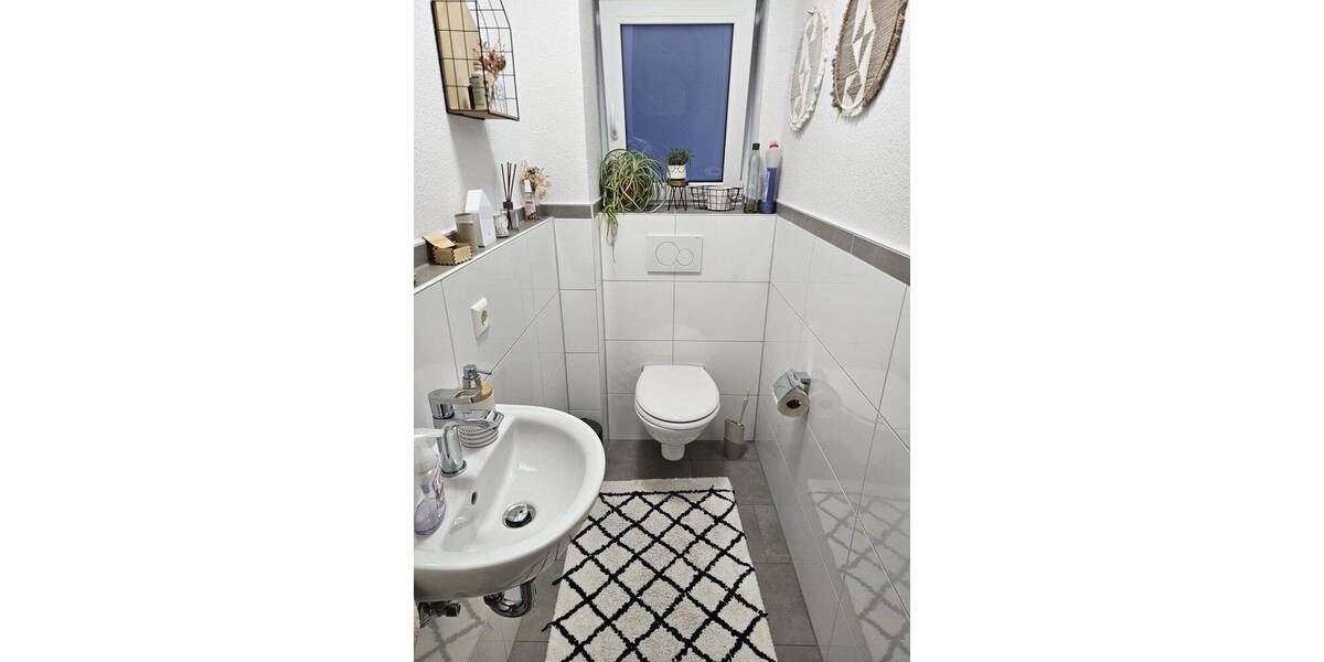 Etagenwohnung Lauffen am Neckar - 3 Zimmer, 93 m&sup2;, 1.300&euro; | Angebot:26803704