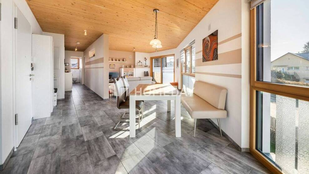Großzügiger und luxuriöser Wohntraum - 98 m² Neubau mit EBK & Balkon