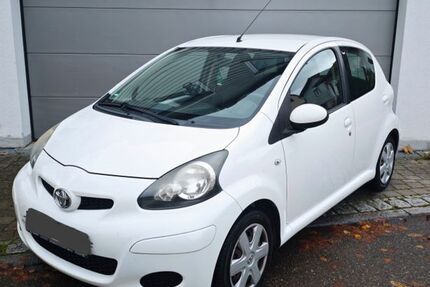 Toyota Aygo (X) 141.000 km 2.200 € Besigheim 74354