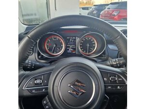 Suzuki Swift 1.2 Dualjet Hybrid Comfort+ Garantie 27.828 km 14.990 &euro; Obrigheim-Asbach 74847