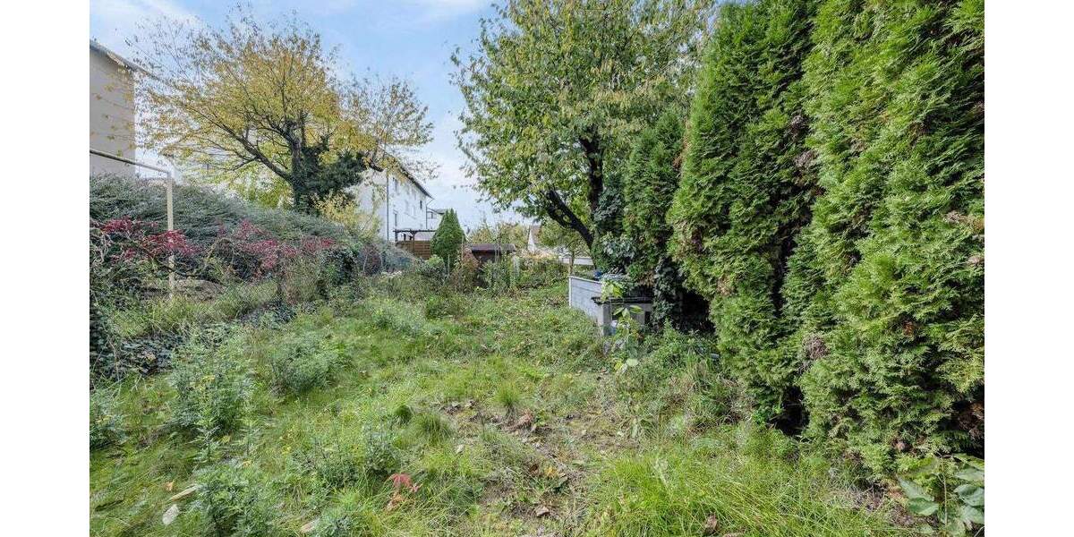 Doppelhaushälfte mit traumhafter Terrasse 7 zimmer