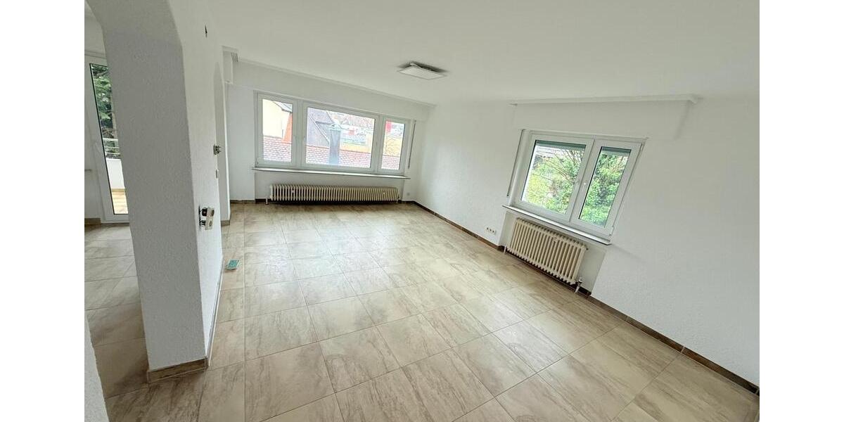 Hochparterre Ludwigsburg Eglosheim - 2 Zimmer, 84 m&sup2;, 1.100&euro; | Angebot:26574196