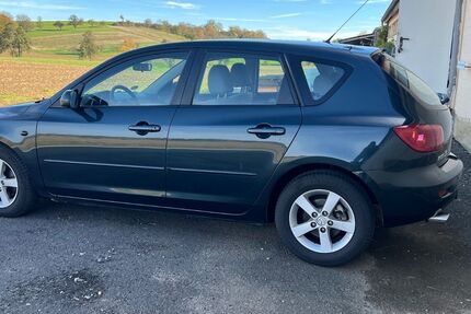 Mazda 3 85.000 km 3.800 € Sinsheim 74889