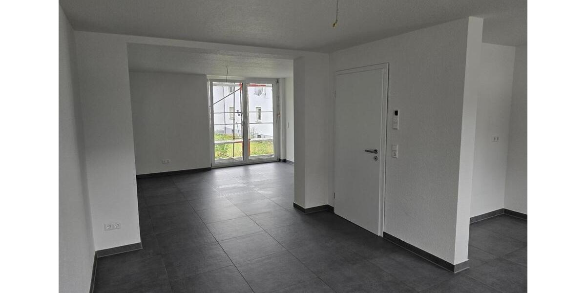 Etagenwohnung Gemmingen - 2.5 Zimmer, 64 m&sup2;, 825&euro; | Angebot:26254971