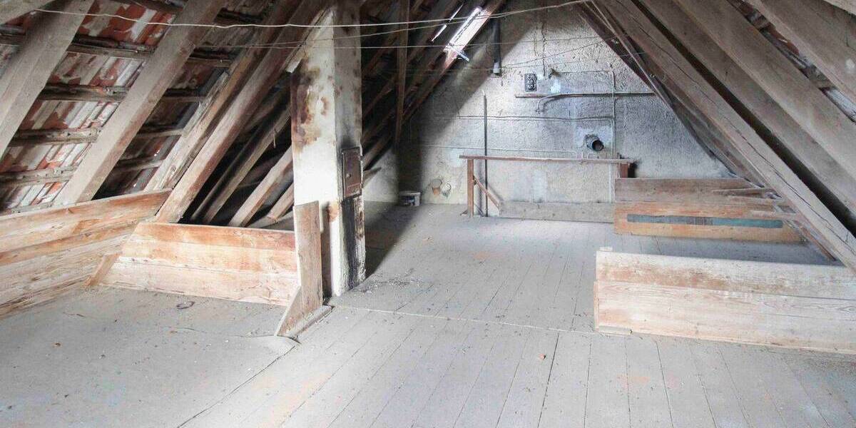 Einfamilienhaus Güglingen - 6 Zimmer, 149 m&sup2;, 299.000&euro; | Angebot:26703674