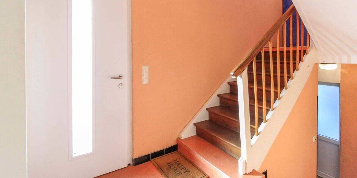 Doppelhaushälfte Erligheim - 9 Zimmer, 151 m&sup2;, 375.000&euro; | Angebot:26028535
