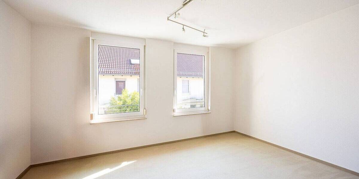 Reihenmittelhaus Kirchheim am Neckar - 5 Zimmer, 136 m&sup2;, 448.000&euro; | Angebot:26309006
