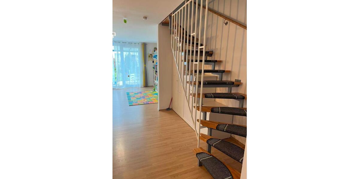 Reihenhaus Schwaigern - 6 Zimmer, 139 m&sup2;, 540.000&euro; | Angebot:26870763