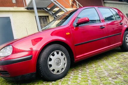VW Golf 119.000 km 3.400 &euro; Heilbronn 74074