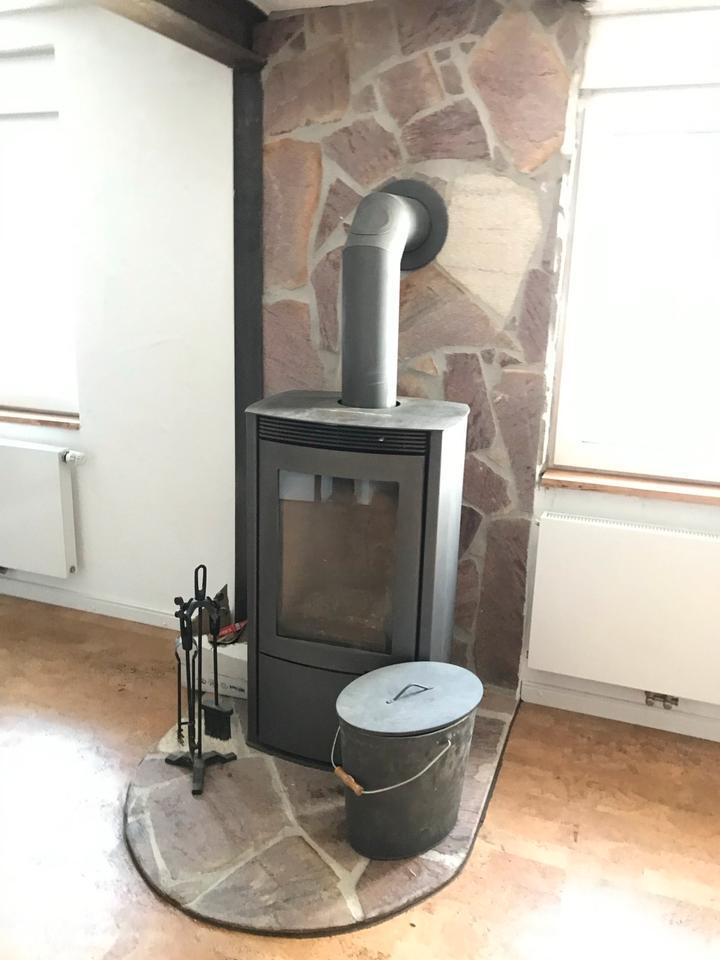 Haus statt Wohnung mit Einbauküche, Kamin, Klimaanlage Smart-Home