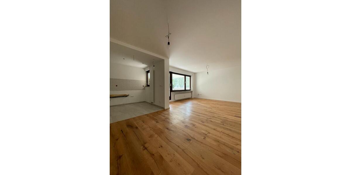 Erdgeschoßwohnung Ludwigsburg Hoheneck - 3 Zimmer, 74 m&sup2;, 1.550&euro; | Angebot:25641342