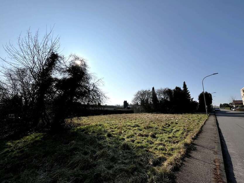 Grundstück zu verkaufen in Obersulm 450.000 € 1155 m²