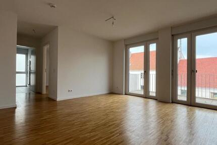 Wohnung Bad Friedrichshall - 2 Zimmer, 66 m&sup2;, 897&euro; | Angebot:26068584