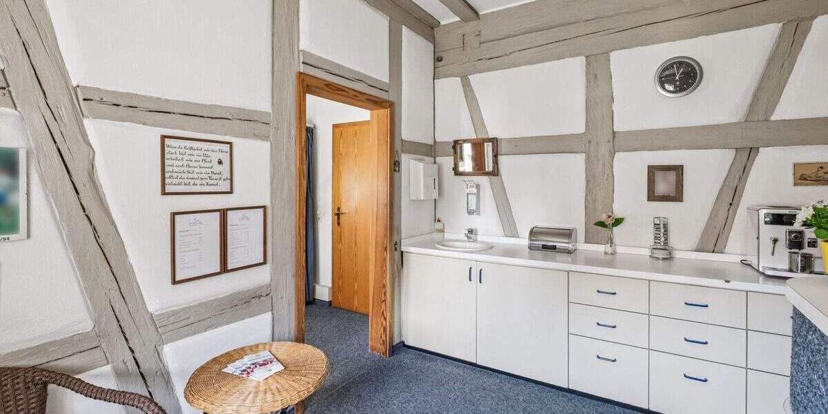 Gewerbeobjekt Ludwigsburg Oßweil - 3 Zimmer, 100 m&sup2;, 299.000&euro; | Angebot:25777877