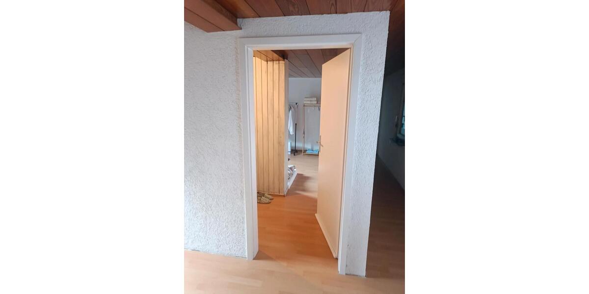 Maisonettenwohnung Flein - 6 Zimmer, 200 m&sup2;, 450&euro; | Angebot:26648277