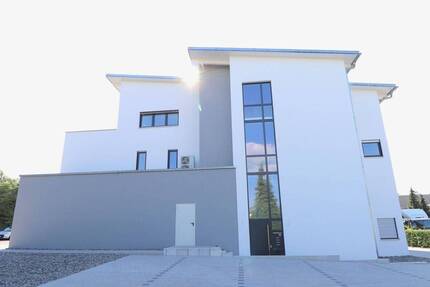 Gewerbeobjekt Freiberg am Neckar Geisingen - 1.870&euro; | Angebot:26155877