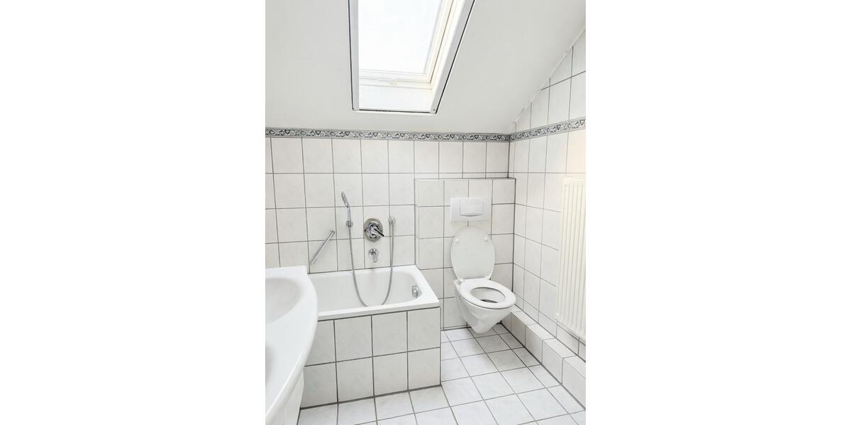 Dachgeschoßwohnung Besigheim - 2 Zimmer, 55 m&sup2;, 760&euro; | Angebot:26137230