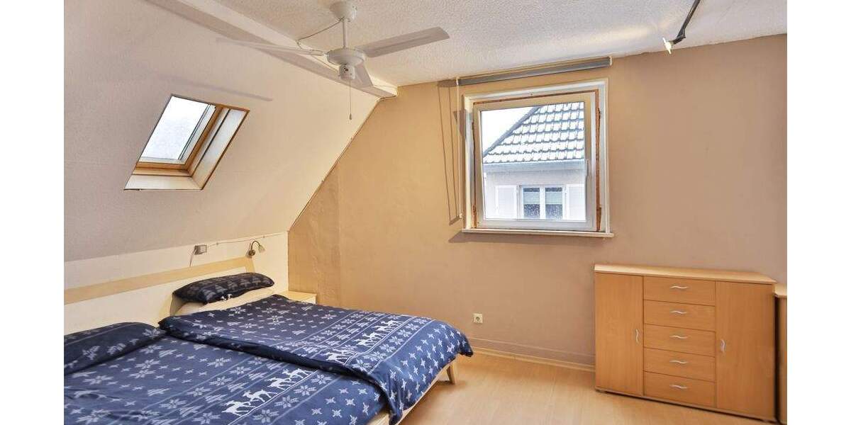 Gestalten Sie Ihr Zuhause neu: ein großes Grundstück mit viel Potenzial wartet auf Sie! 5 zimmer