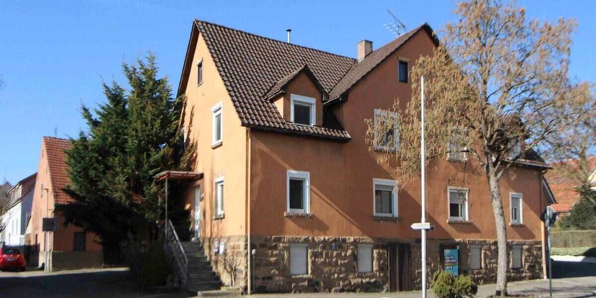 Doppelhaushälfte Erligheim - 9 Zimmer, 151 m&sup2;, 375.000&euro; | Angebot:26028535