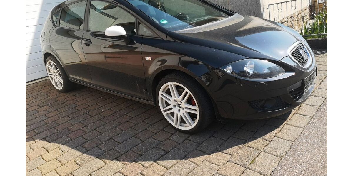 Seat Leon 183.000 km 1.300 &euro; Kirchardt 74912
