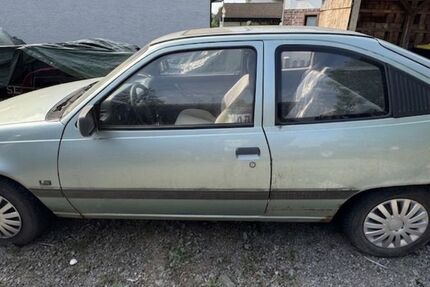 Opel Kadett 149.008 km 800 &euro; Aglasterhausen 74848