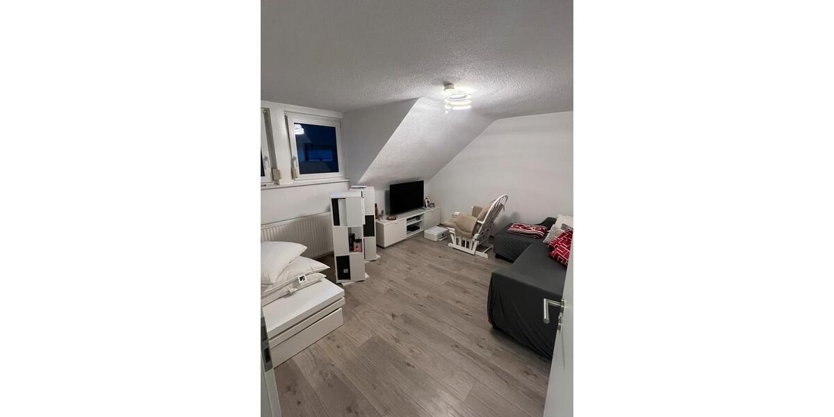 Neckarsulm-NEUBERG Reihenmittelhaus zu verkaufen 5.5 zimmer