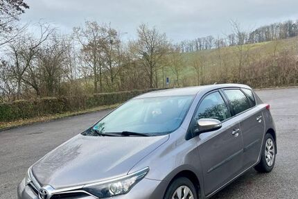 Toyota Auris 105.000 km 8.400 &euro; Beilstein 71717