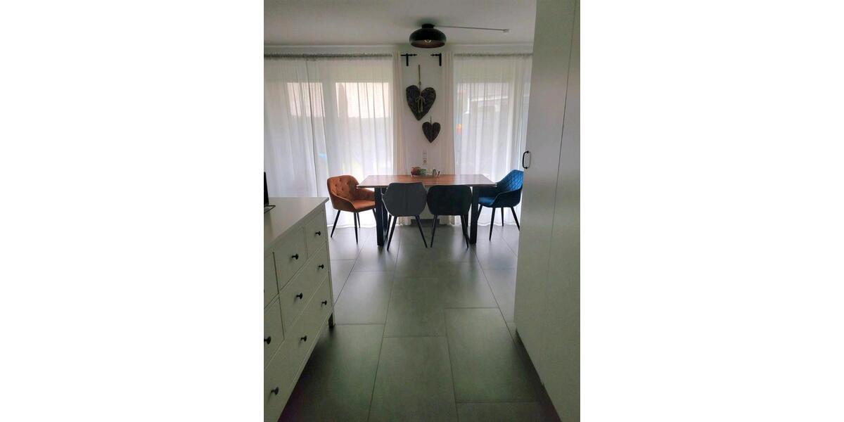 Schöne 3,5 Zimmer Wohnung mit Garten in Freiberg a.N. 3 zimmer