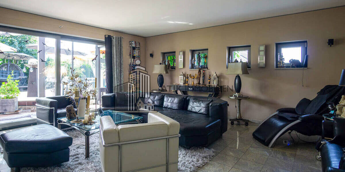 ATIK: Freistehendes Einfamilienhaus mit Schwimmteich und Gartenidylle - Ruhige Feldrandlage - Einfamilienhaus Waibstadt | Angebot:26267357