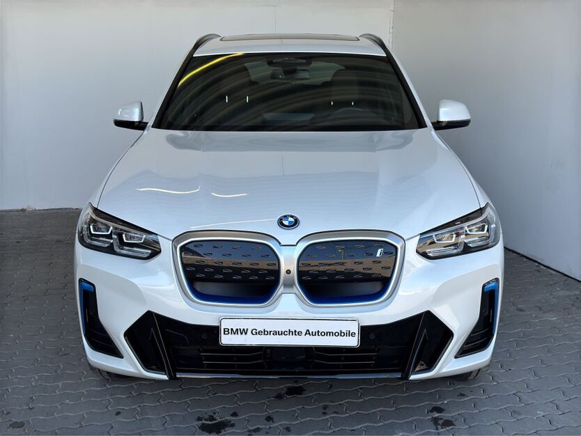 BMW iX3 27.248 km 41.649 € Heilbronn 74076